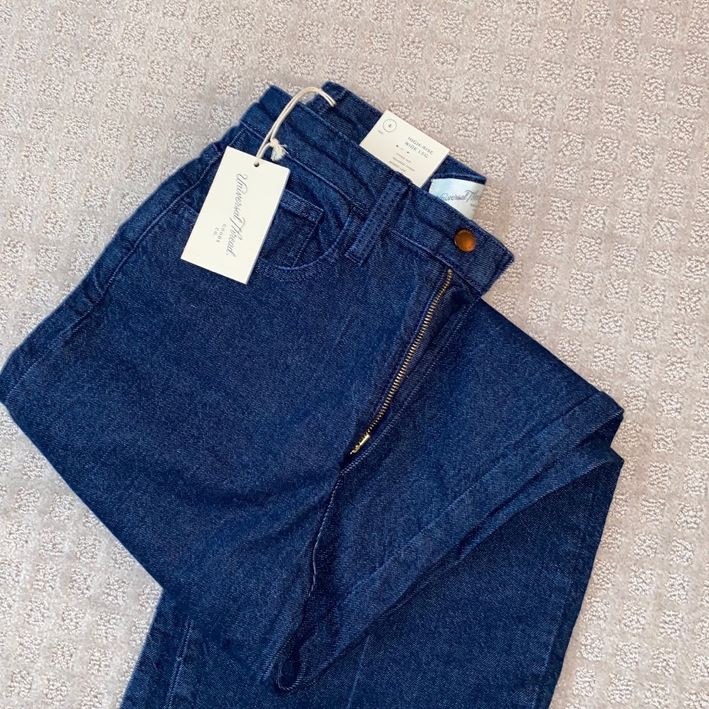 High-rise wide leg jeans